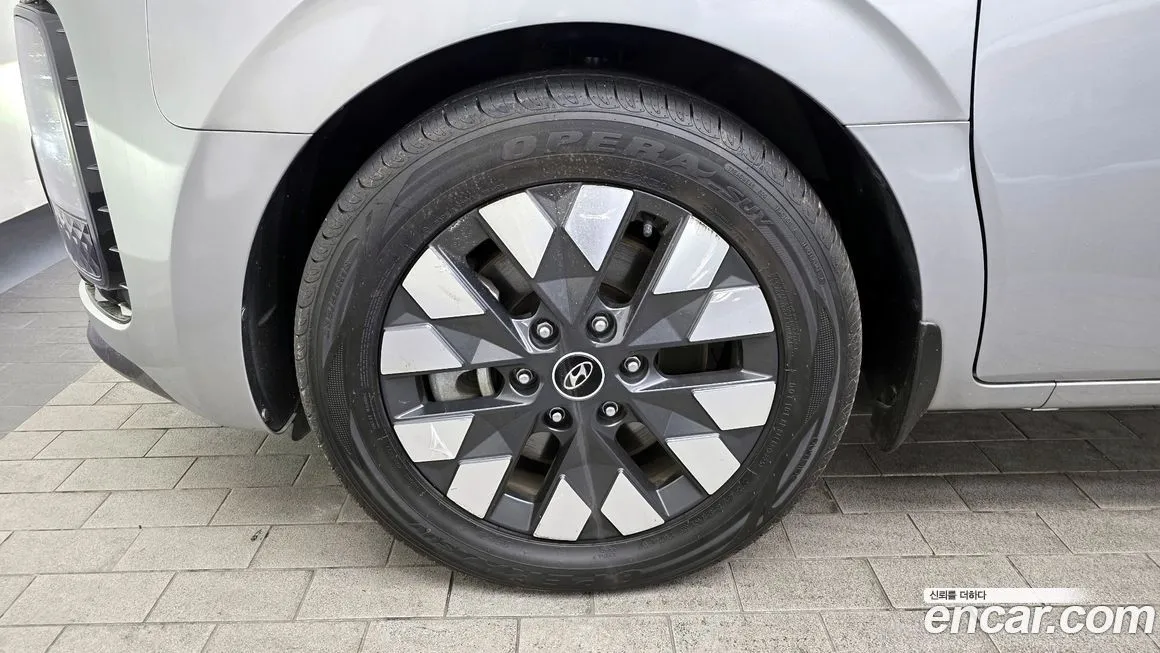 Hyundai Staria 2023 из KR, фото 9