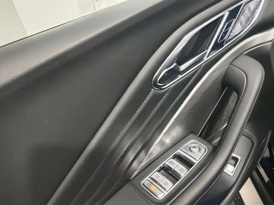 Hongqi HS7 PHEV 2026 из CN, фото 7