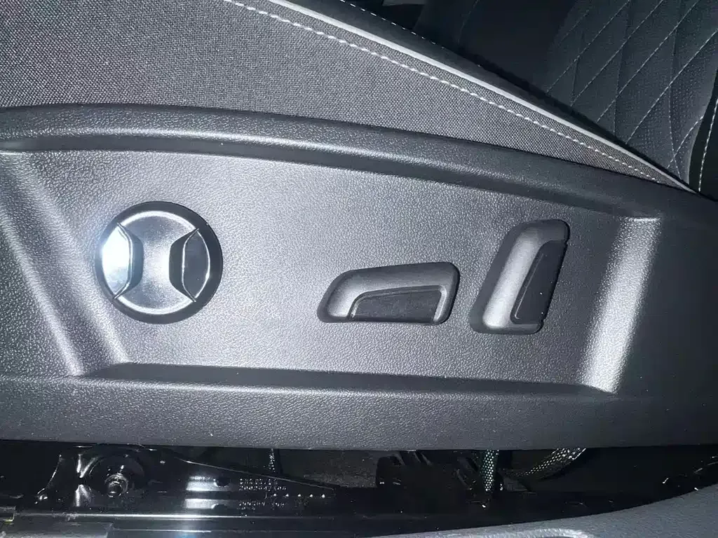 Volkswagen Sagitar 2022 из CN, фото 7