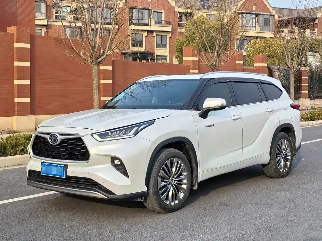 Toyota Highlander 2022 из CN, фото 1