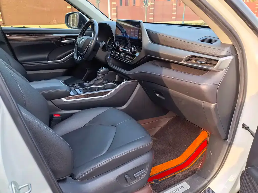 Toyota Highlander 2022 из CN, фото 5