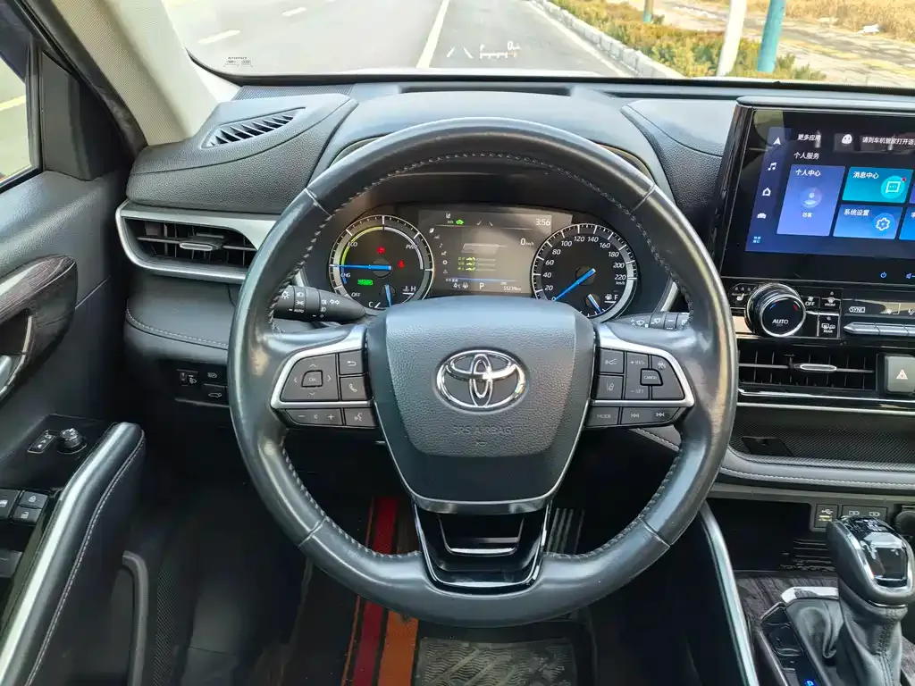 Toyota Highlander 2022 из CN, фото 2