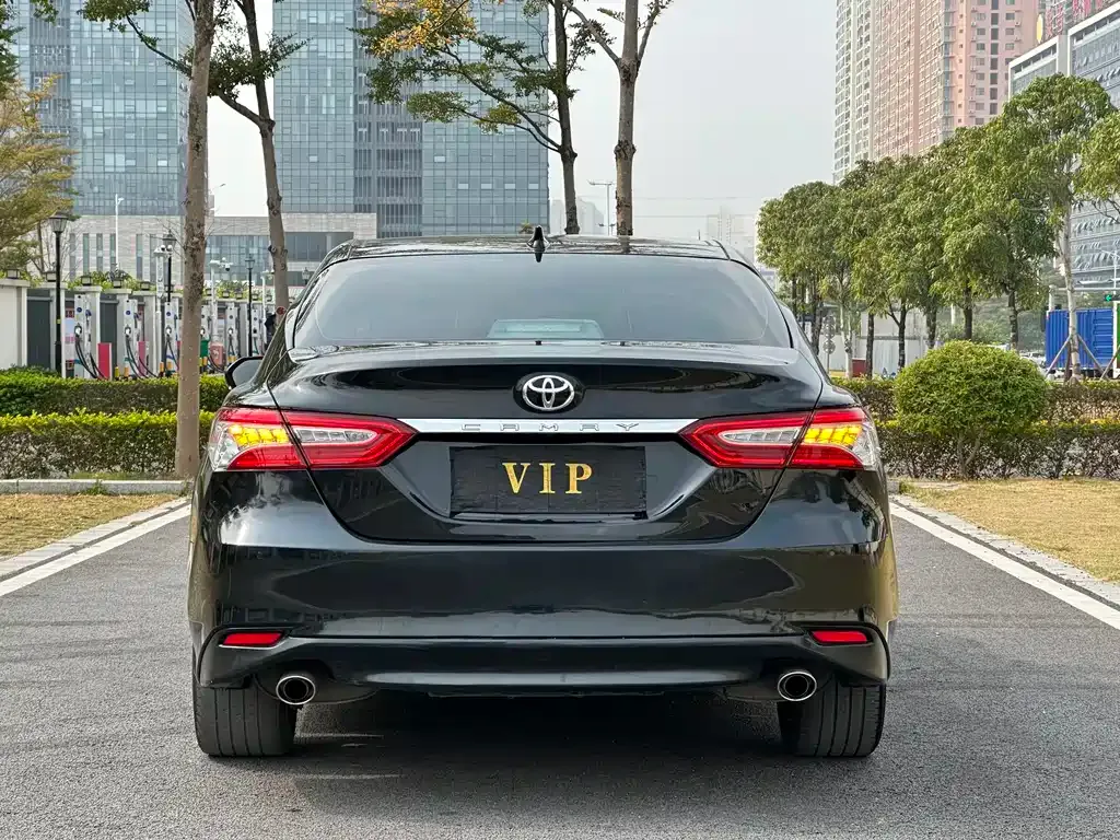 Toyota Camry 2023 из CN, фото 9