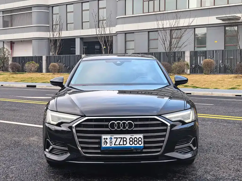 Audi A6L 2023 из CN, фото 9