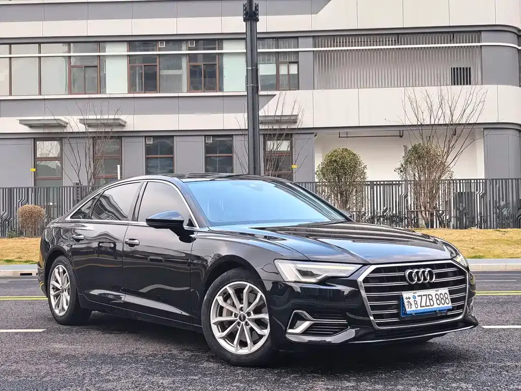 Audi A6L 2023 из CN, фото 5