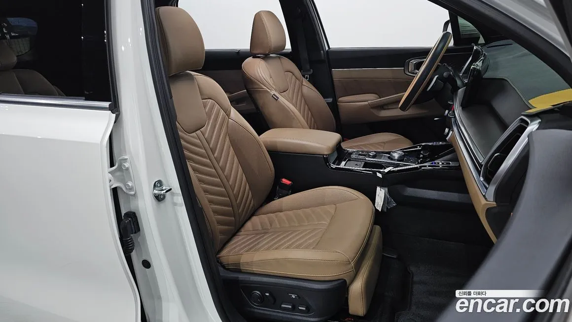 Kia Sorento — фото 4