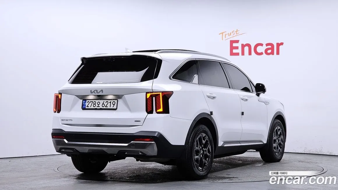 Kia Sorento — фото 7