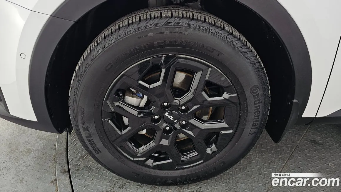 Kia Sorento — фото 9