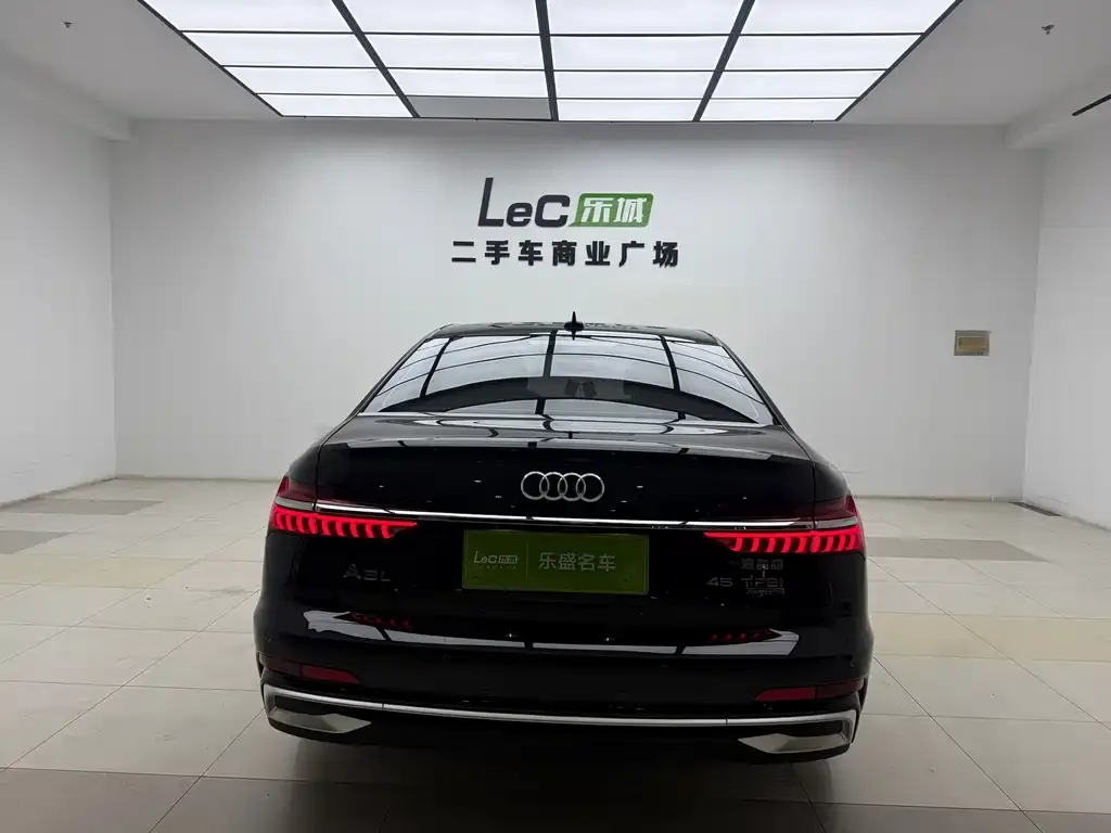 Audi A6L 2022 из CN, фото 6