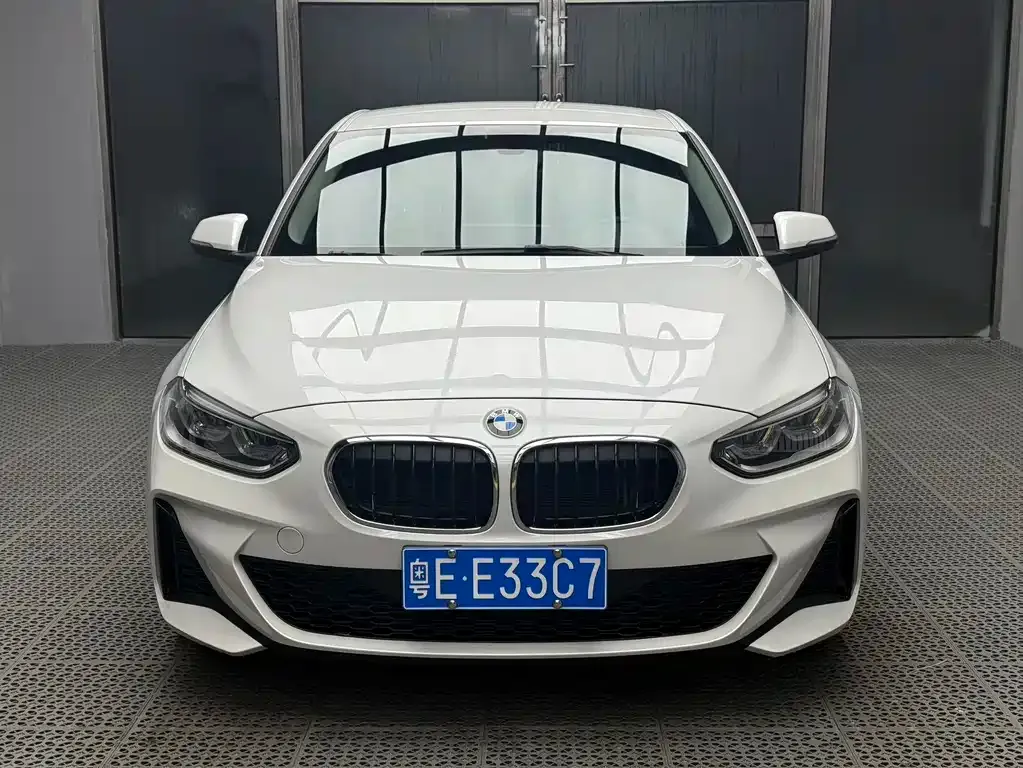 BMW 1 Series 2022 из CN, фото 8