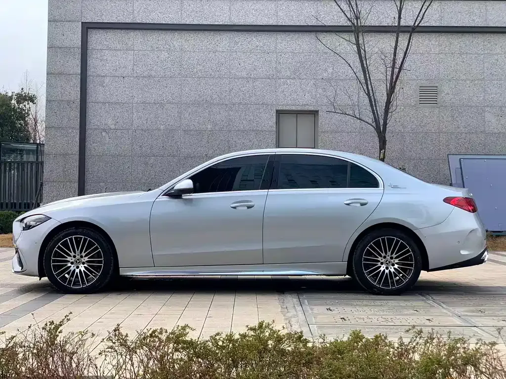 Mercedes-Benz C-Class — фото 10