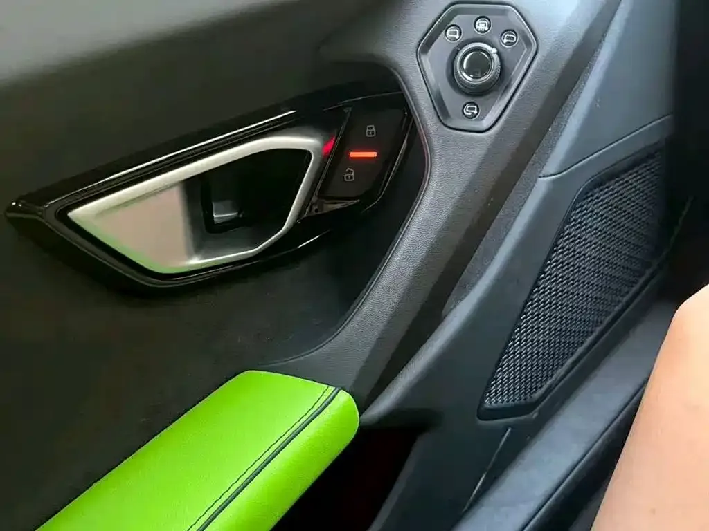 Lamborghini Huracan — фото 2