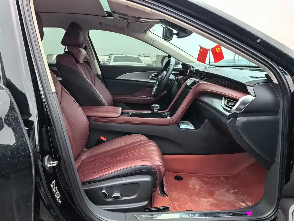Hongqi H5 2024 из CN, фото 6