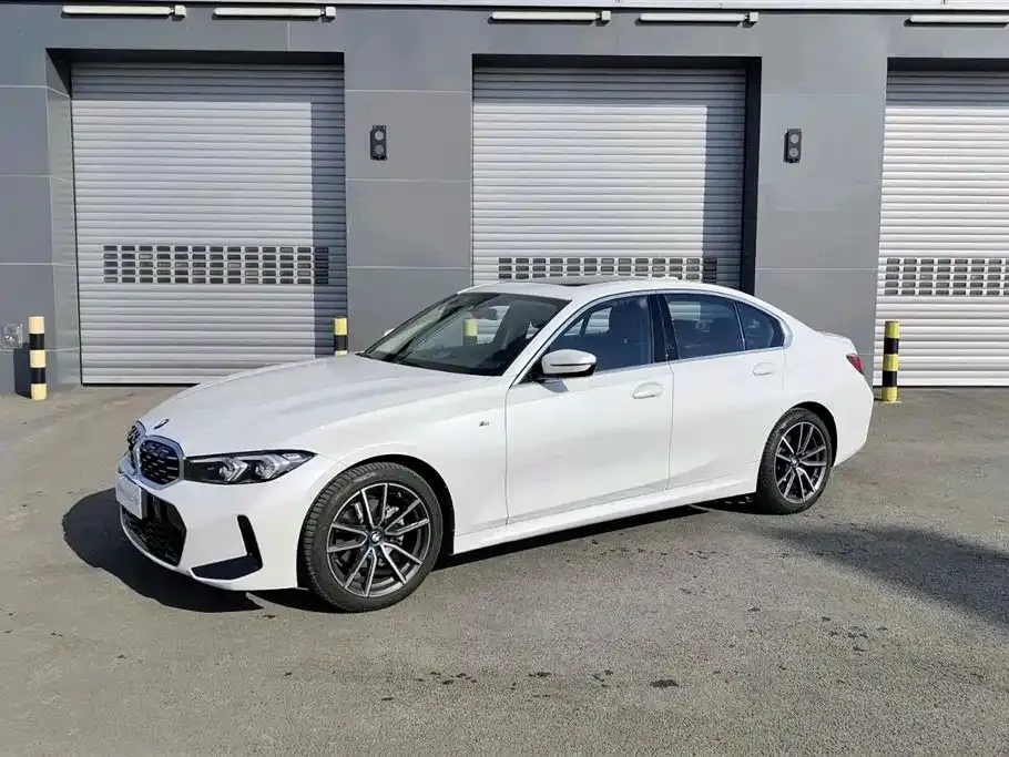 BMW 3 Series — фото 1