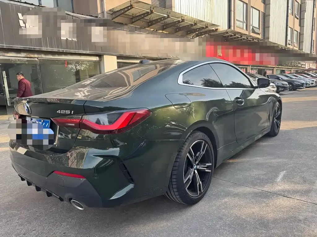 BMW 4 Series 2023 из CN, фото 6