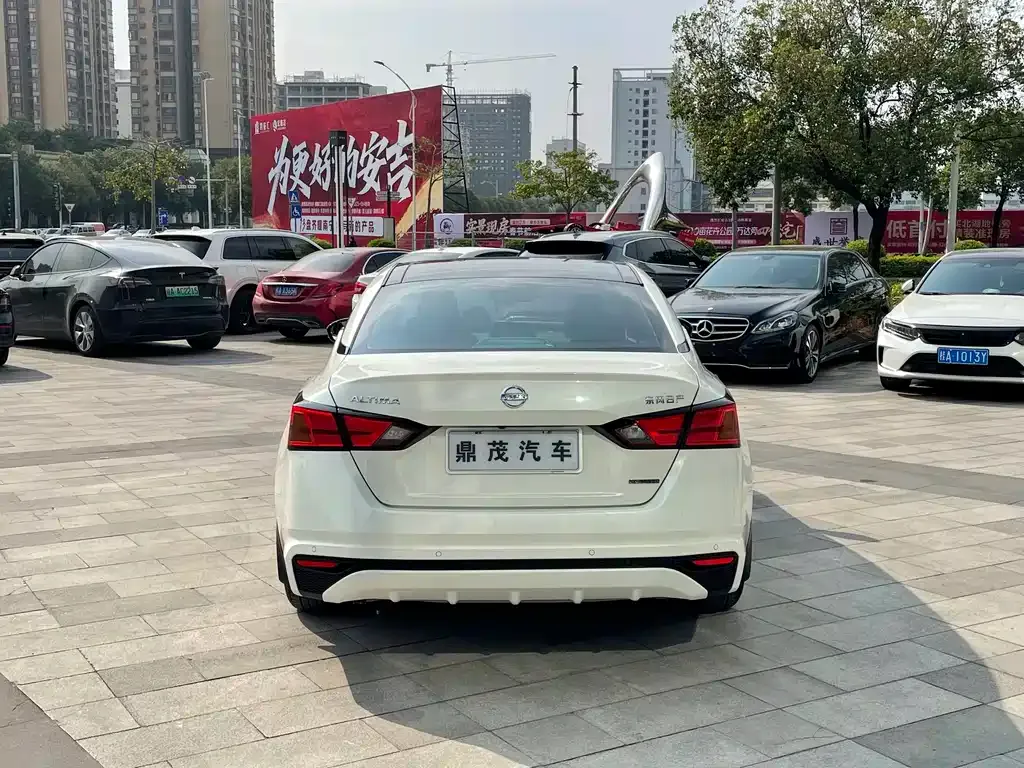 Nissan Teana 2023 из CN, фото 4