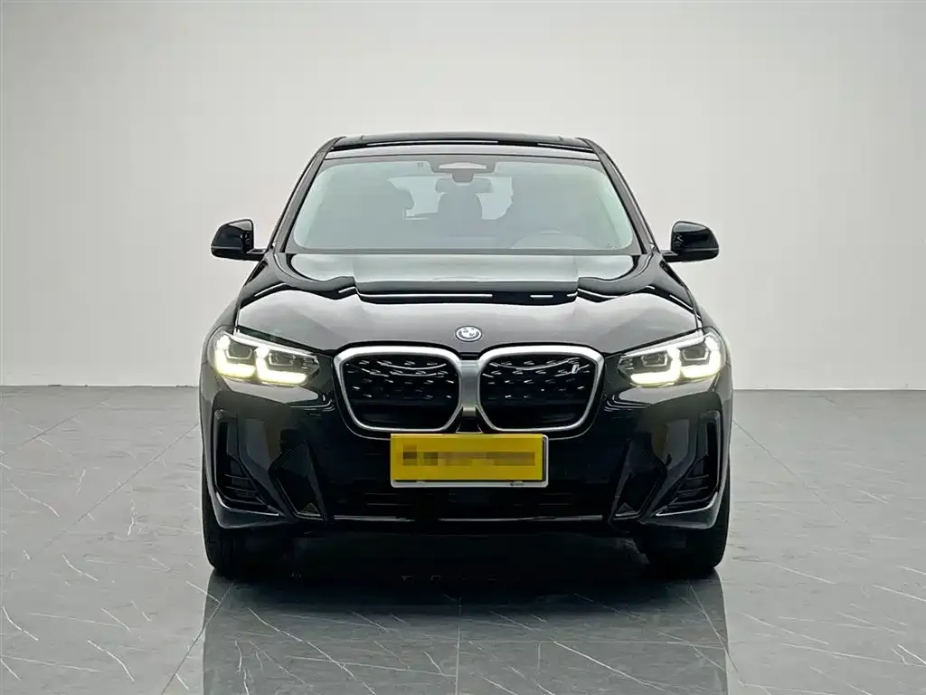 BMW iX3 2025 из CN, фото 4
