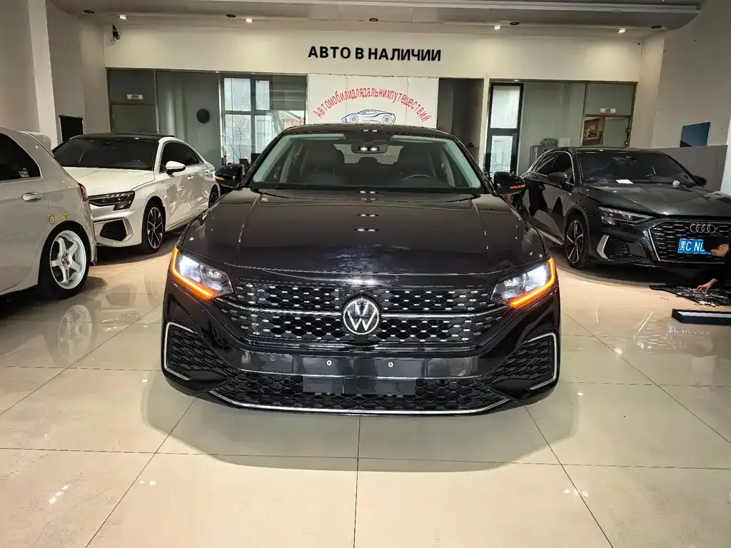 Volkswagen Passat 2022 из CN, фото 10