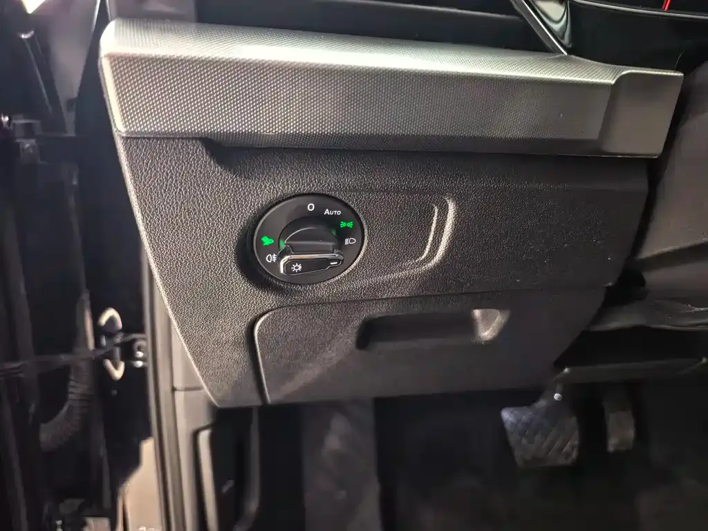 Volkswagen Passat 2022 из CN, фото 4