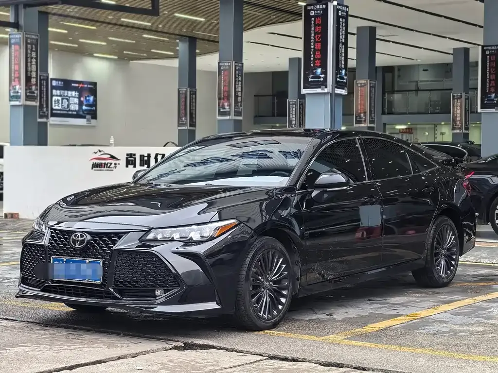 Toyota Avalon 2021 из CN, фото 1