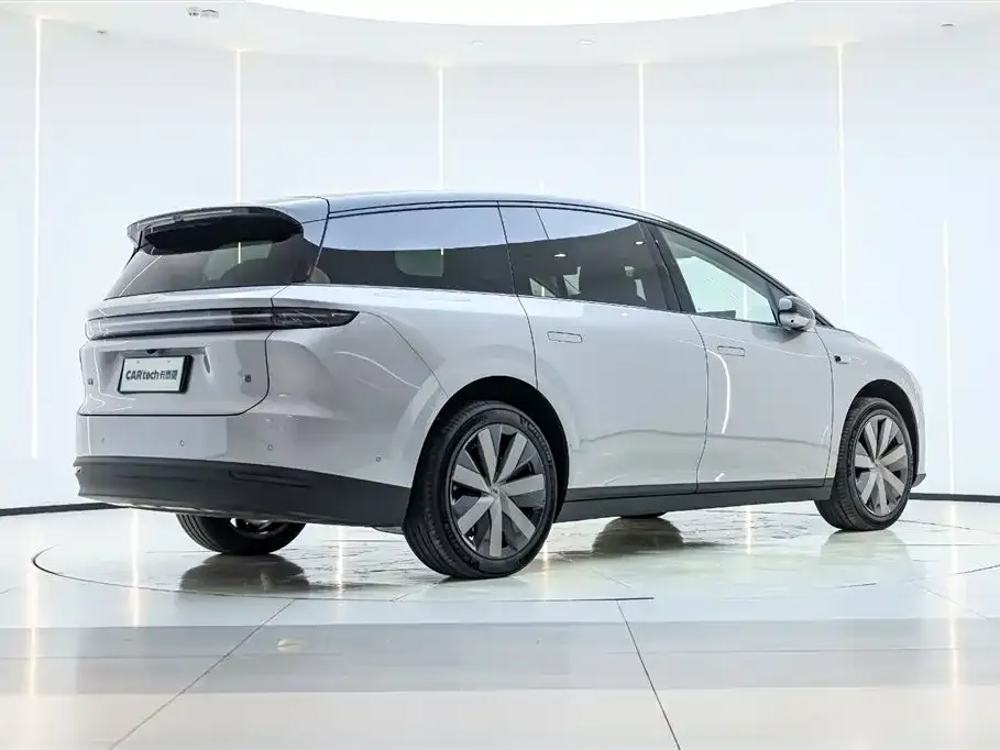 Li Auto i8 2025 из CN, фото 3