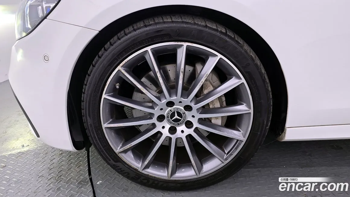 Mercedes-Benz E-Class 2021 из KR, фото 7