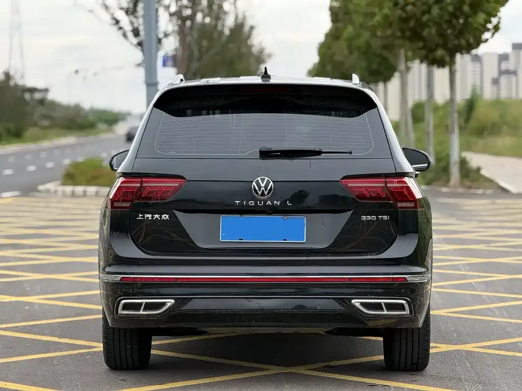 Volkswagen Tiguan L — фото 4