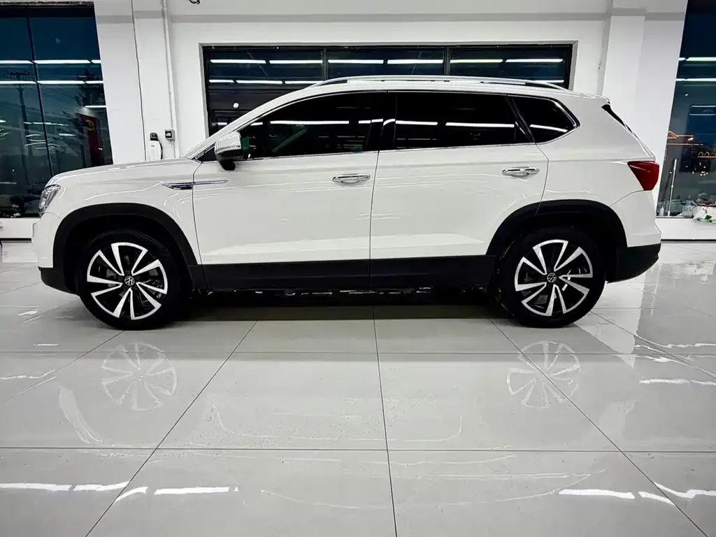 Volkswagen Tharu 2022 из CN, фото 5