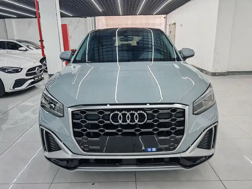 Audi Q2L 2024 из CN, фото 1