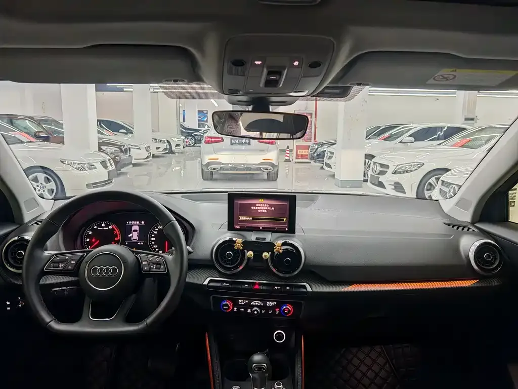 Audi Q2L 2024 из CN, фото 4