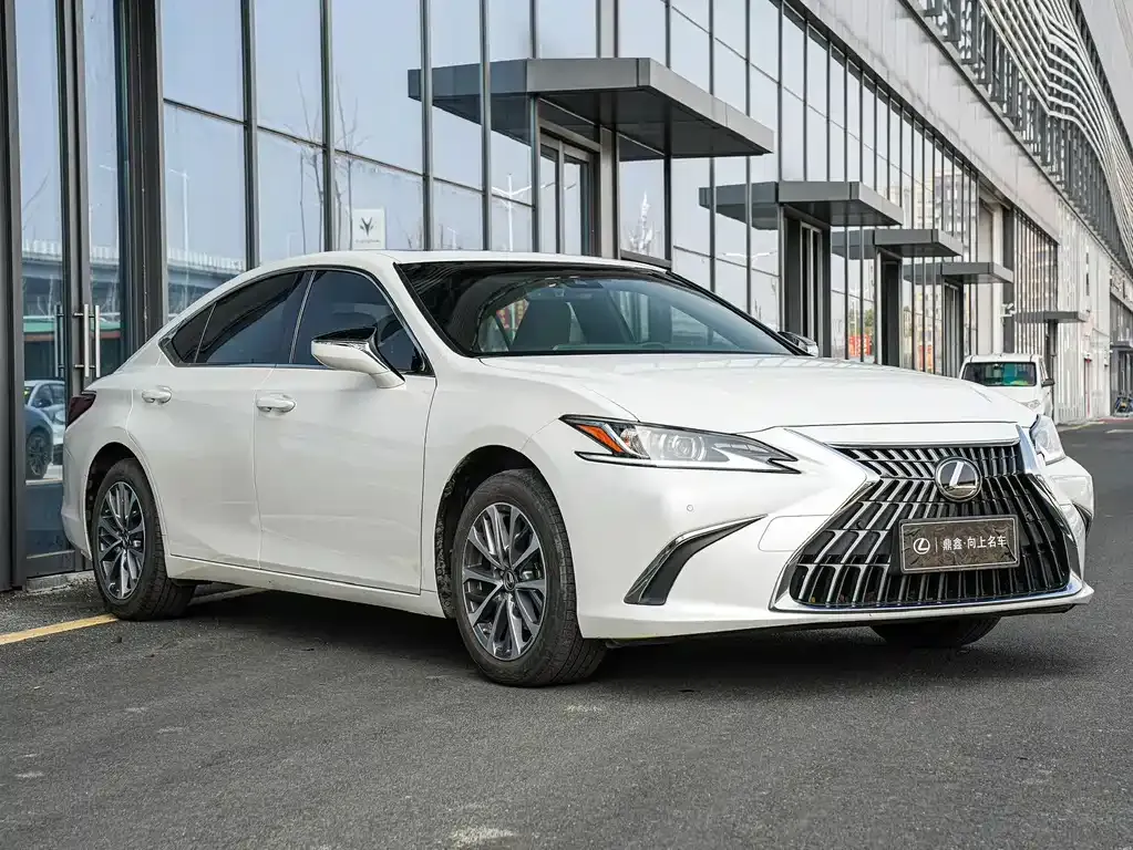 Lexus ES 2022 из CN, фото 5