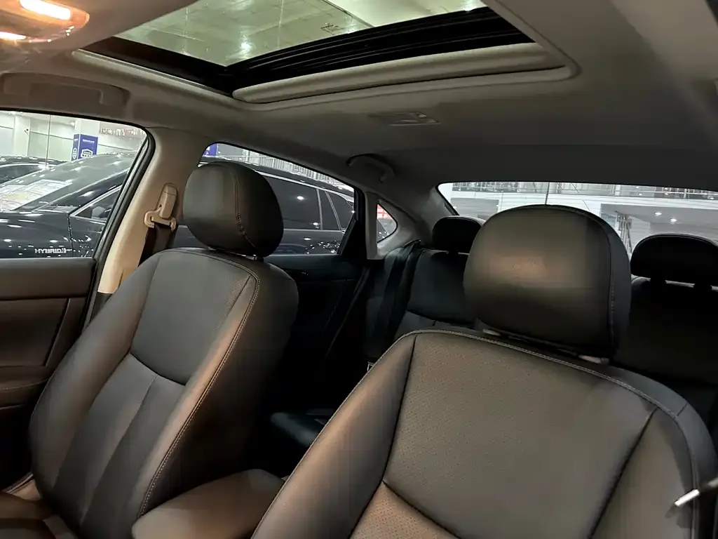 Nissan Sylphy 2023 из CN, фото 10