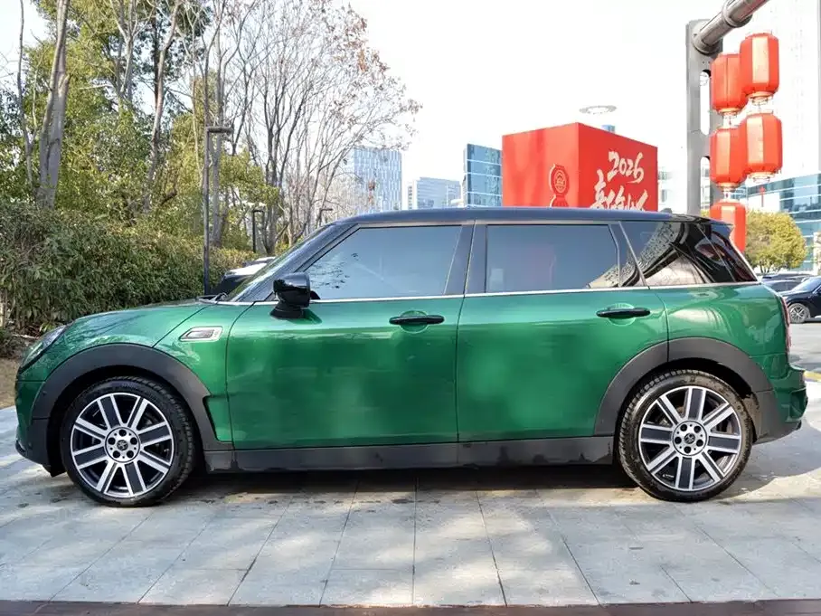MINI Clubman — фото 8
