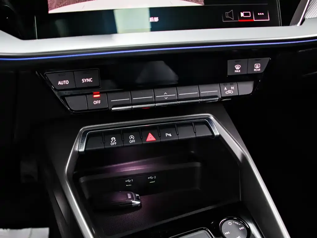 Audi A3 2023 из CN, фото 5