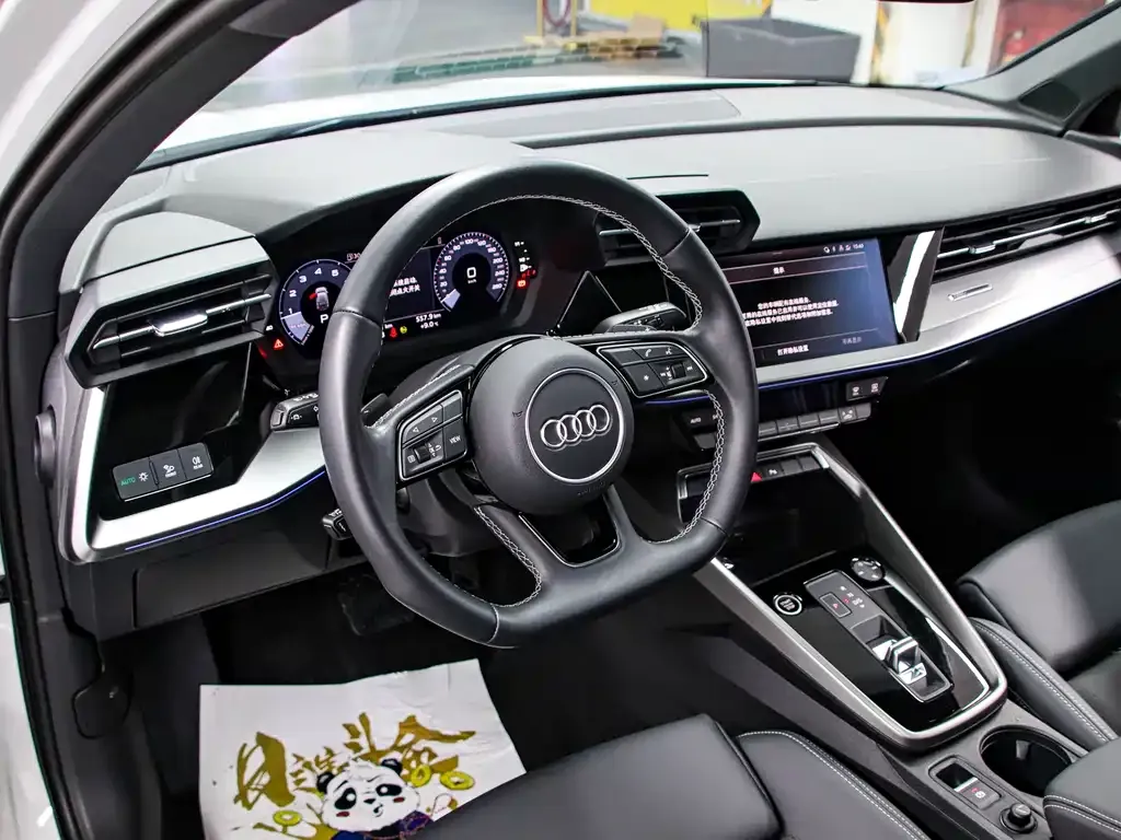 Audi A3 2023 из CN, фото 6