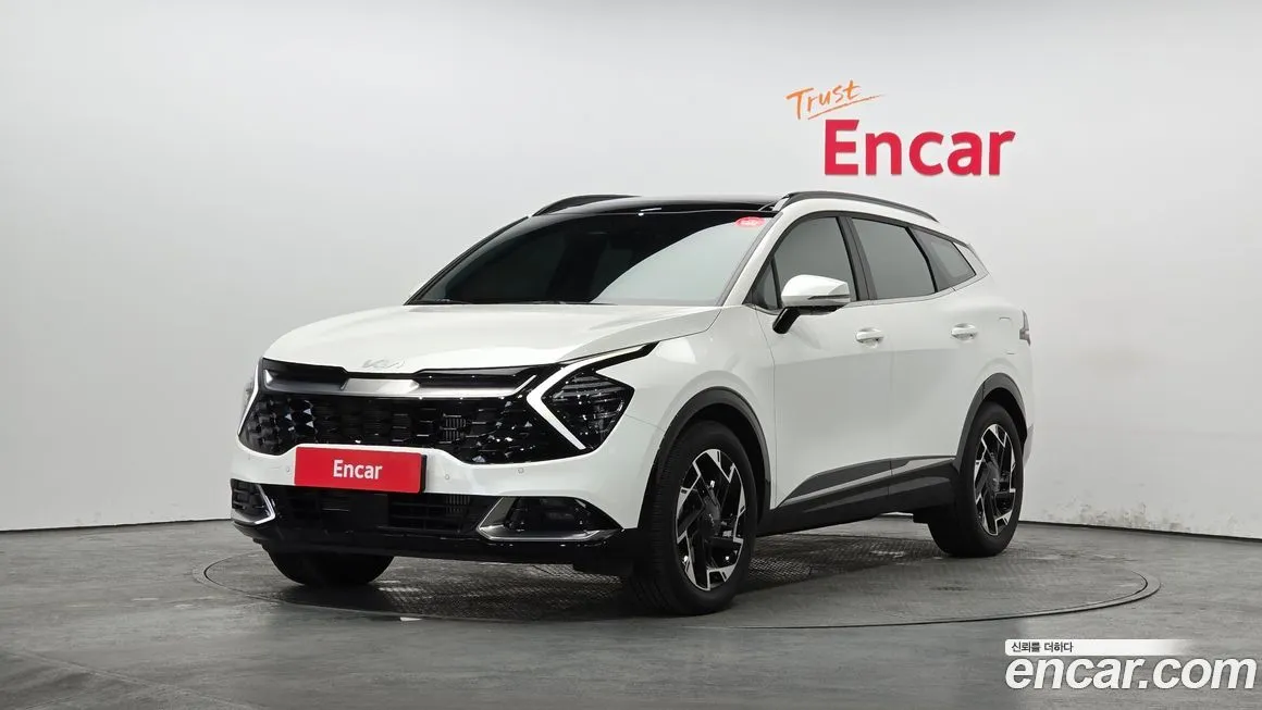 Kia Sportage — фото 1