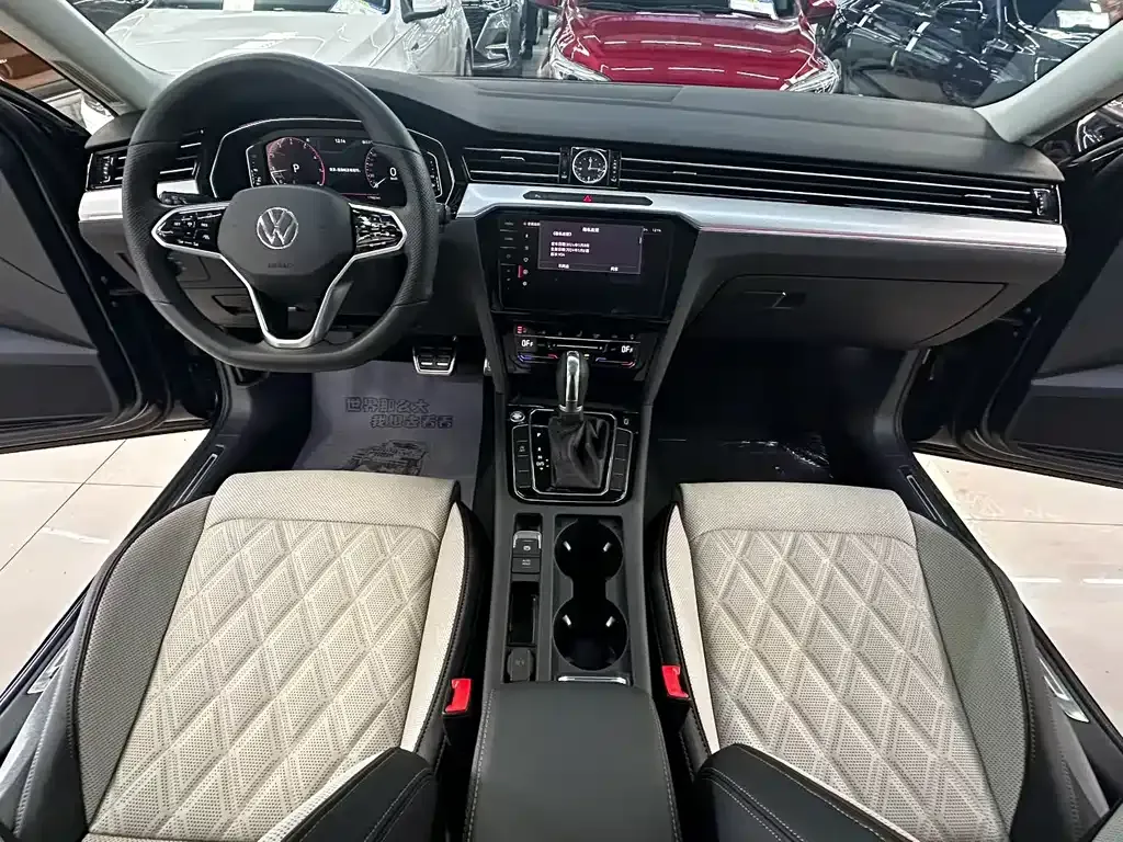 Volkswagen Magotan 2024 из CN, фото 9