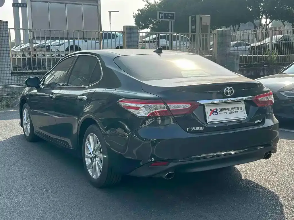 Toyota Camry 2022 из CN, фото 5