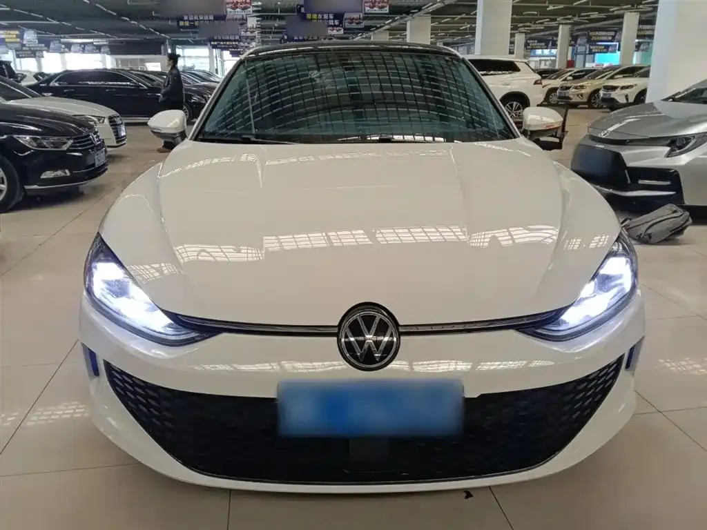 Volkswagen Lamando 2023 из CN, фото 2