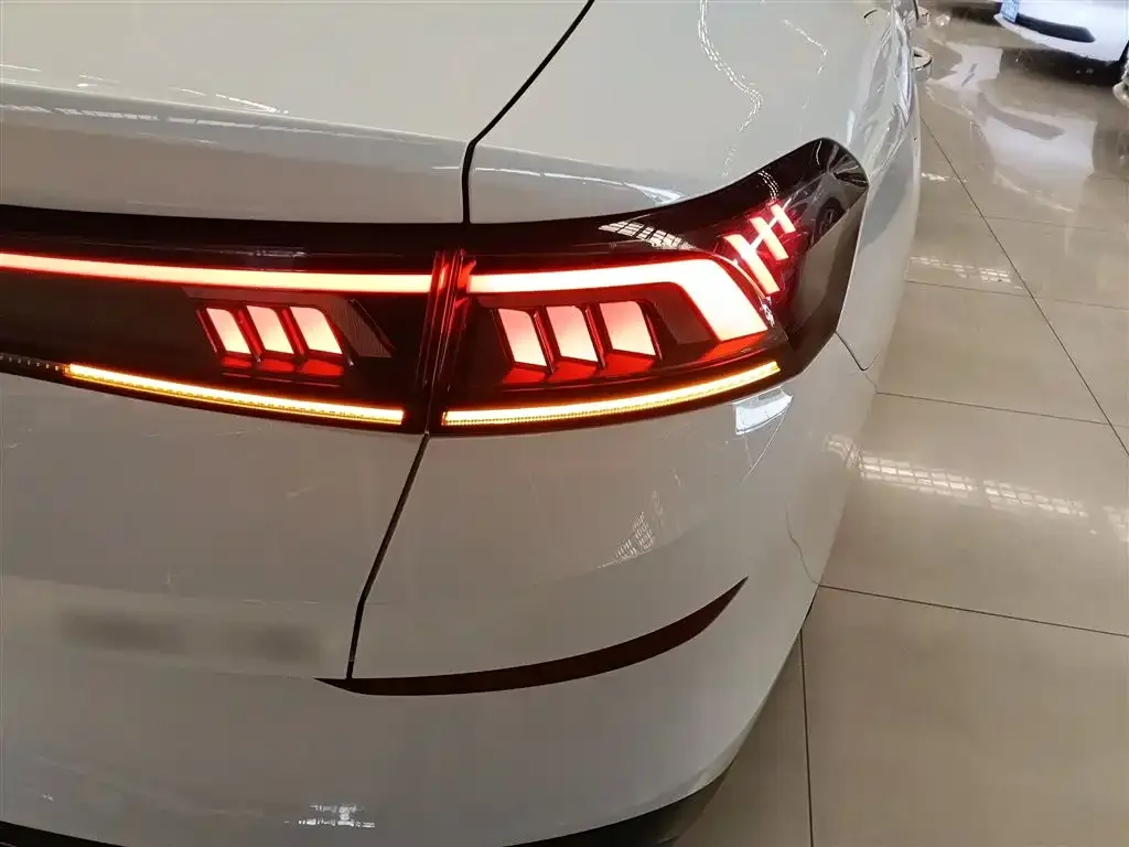 Volkswagen Lamando 2023 из CN, фото 3