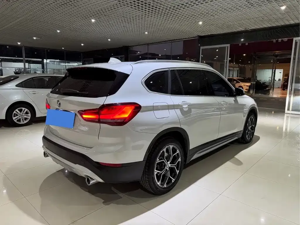 BMW X1 2022 из CN, фото 2