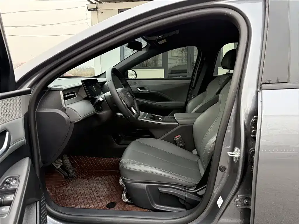 BYD Qin PLUS 2025 из CN, фото 9