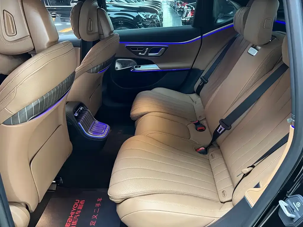 Mercedes-Benz E-Class 2025 из CN, фото 9
