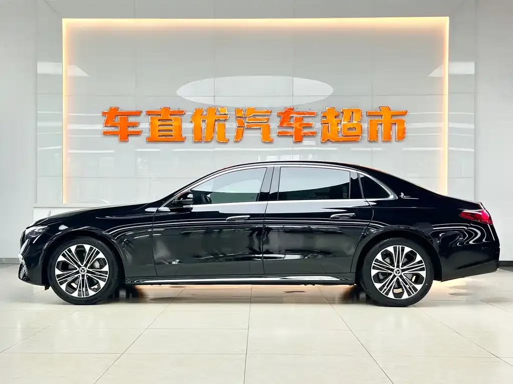 Mercedes-Benz E-Class 2025 из CN, фото 2