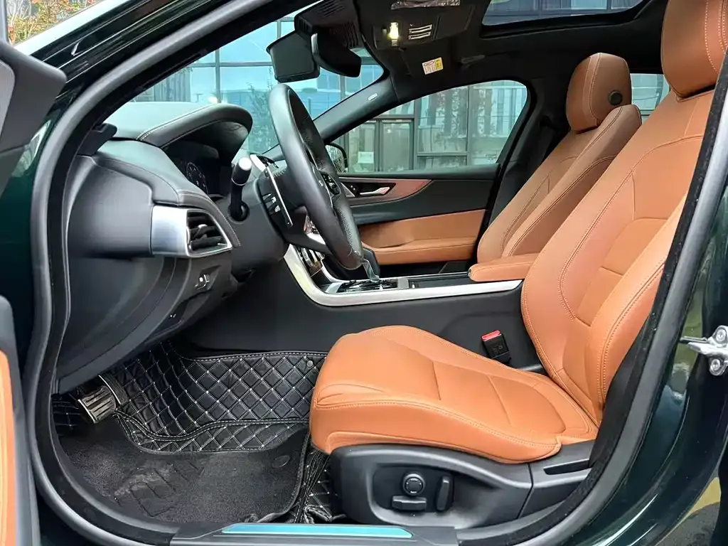 Jaguar XEL 2024 из CN, фото 7
