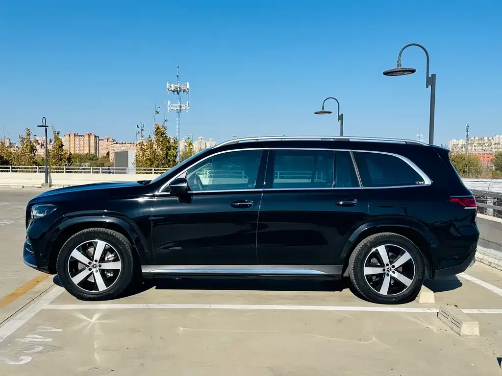 Mercedes-Benz GLS — фото 5