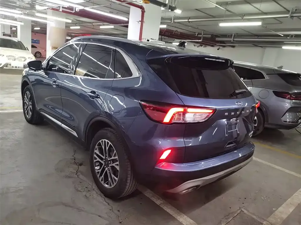 Ford Escape 2023 из CN, фото 10