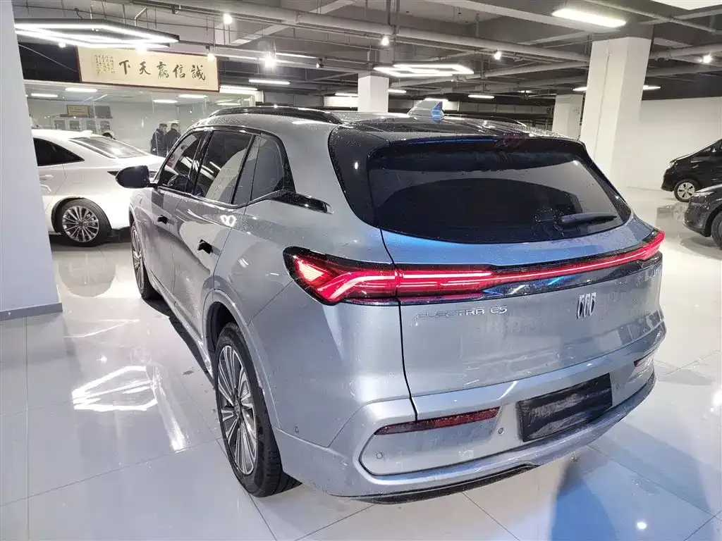 Buick E5 2023 из CN, фото 7