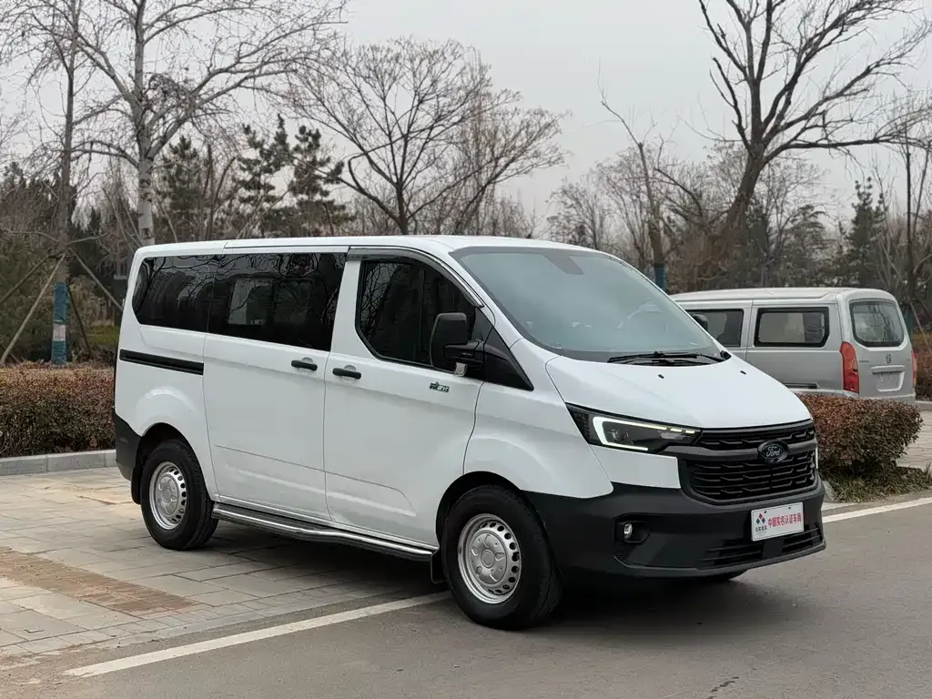 Ford Transit 2023 из CN, фото 9