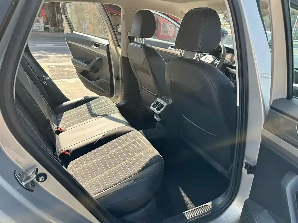 Volkswagen Lavida 2021 из CN, фото 5